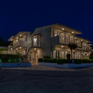 https://nondas-apartments.kefaloniahotels.net